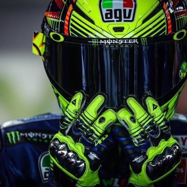 Rossi-46のカバー写真