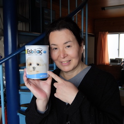 本格的に赤ちゃん？栄養補助に山羊ミルク。