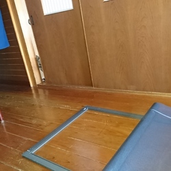 「雅(みやび)さん、張り替え完了です(網戸編)」サムネイル1