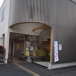 今年最後のわんにゃん譲渡会(駐車場あり。バス停からも徒歩1分)