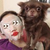パック中のママにカメラ目線