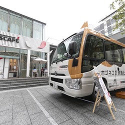 「ネコのバス」保護猫ふれあい会@パートナードッグカーニバルin鶴見緑地2019