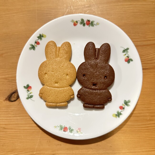 ainonのカバー写真