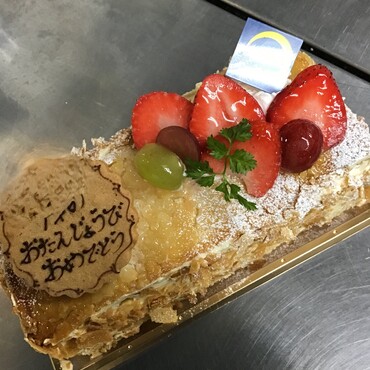 葵ちゃん、一緒にお誕生日会しようね。１７歳と９歳だね！