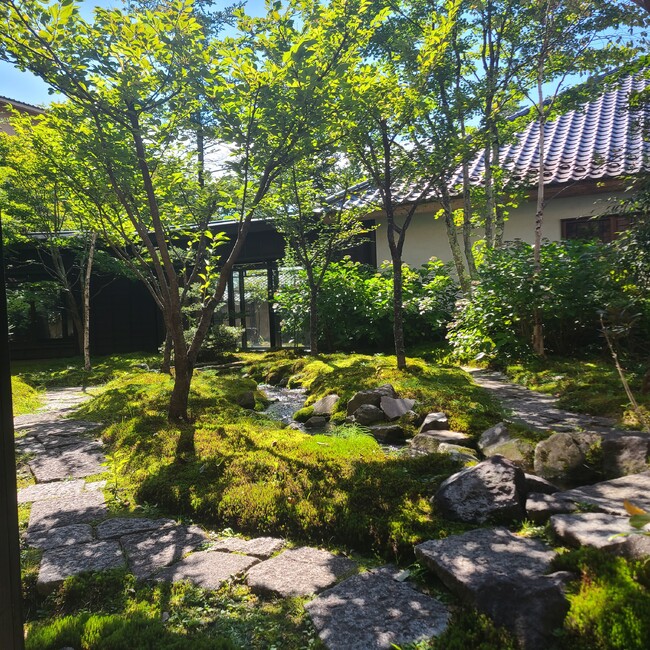 はちたいちのカバー写真