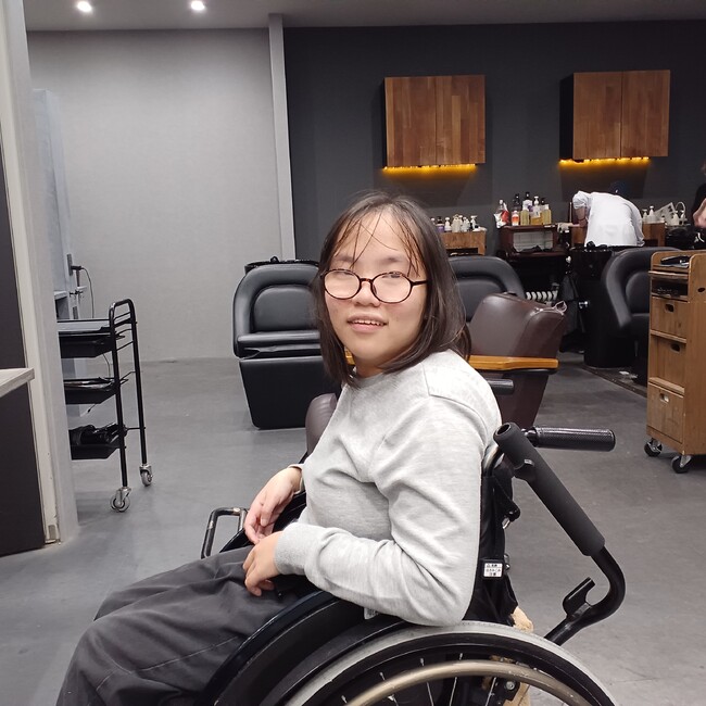 フレンチブルのママのカバー写真